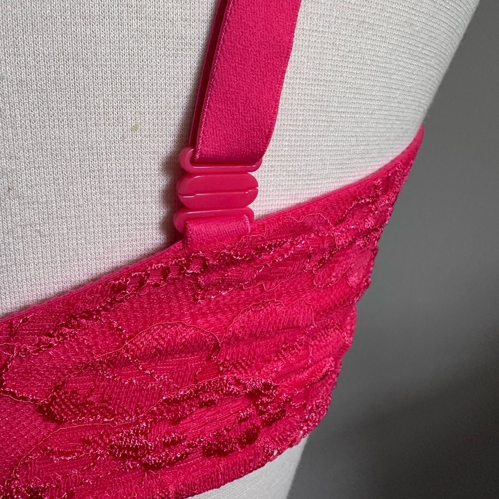 Victoria's Secret Body by Victoria Unlined DemI Lace Convertible Bra - 36DDD - Picture 6 of 11
